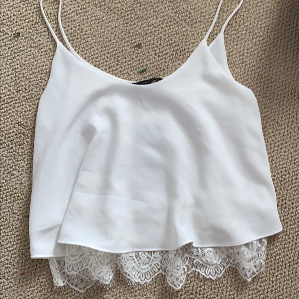 white tank top w lace trim